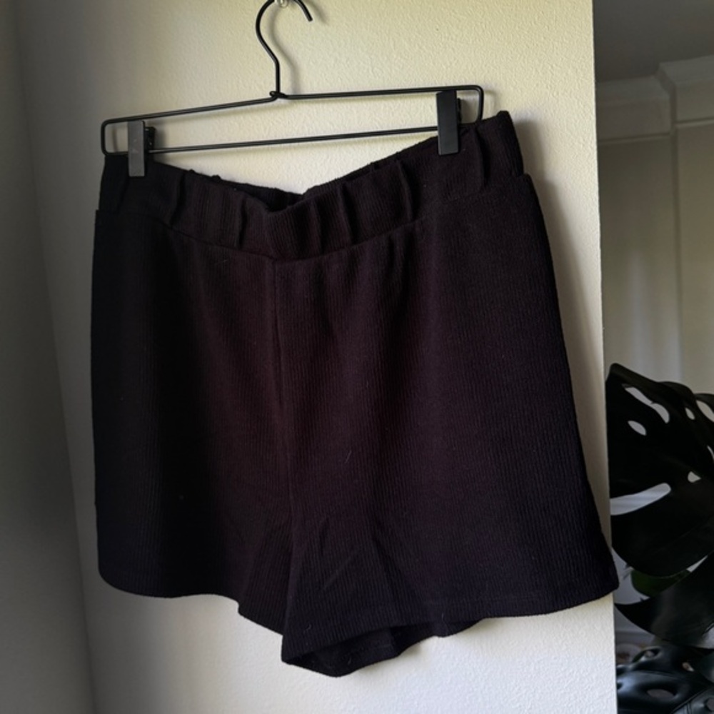 H&M Black Knit Shorts